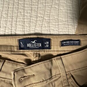 Size 7 Long Low Rize Super Skinny Hollister Brand Khaki Pants